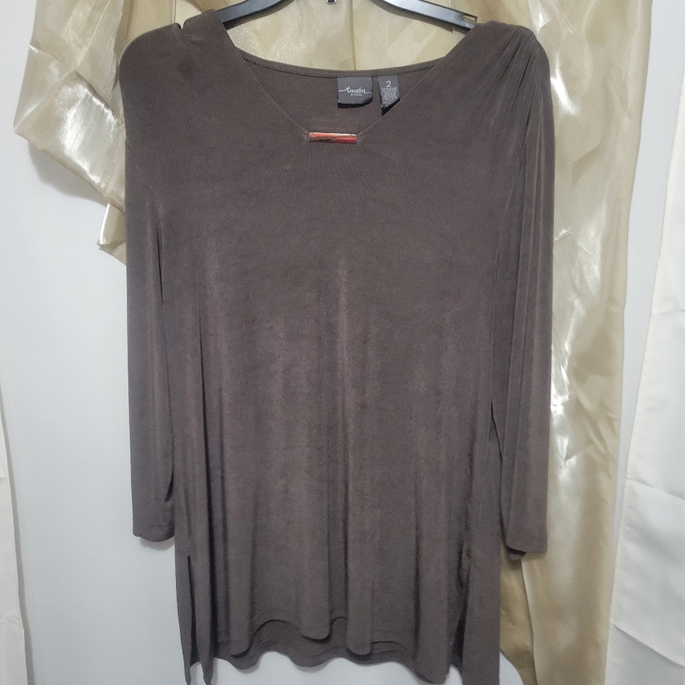Travelers-Chicos long olive brown top, 2